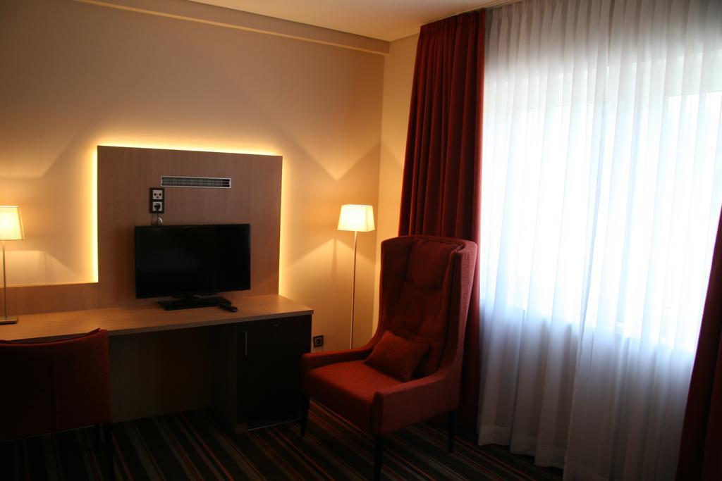 Hotel Fortune Кёльн Экстерьер фото
